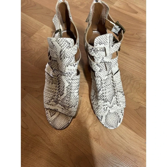 Zodiac Women’s Cassie Bootie Snakeskin Size 6.5